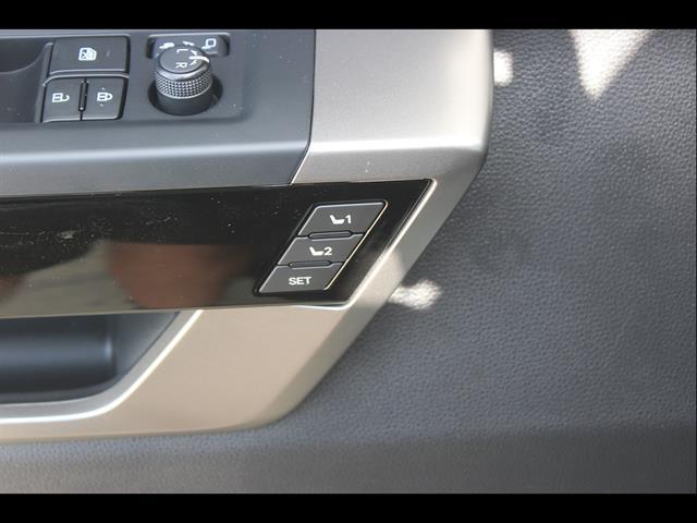 2026 Toyota Tundra Limited CrewMax 5.5' Bed