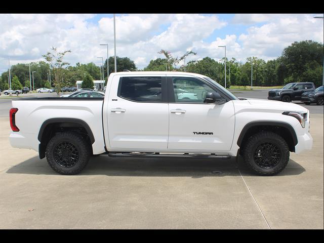 2026 Toyota Tundra SR5 CrewMax 5.5' Bed