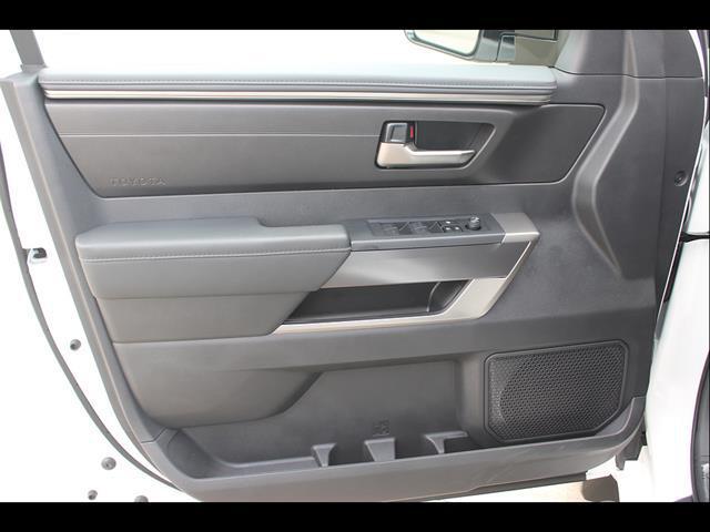 2026 Toyota Tundra SR5 CrewMax 5.5' Bed