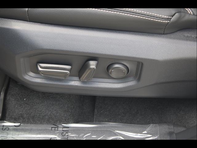 2026 Toyota Tundra SR5 CrewMax 5.5' Bed