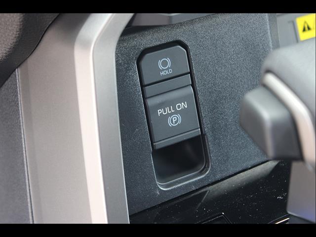 2026 Toyota Tundra SR5 CrewMax 5.5' Bed