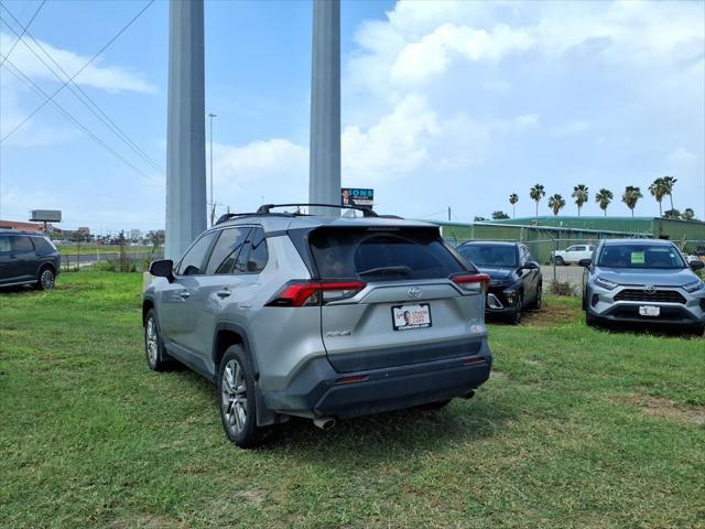 2023 Toyota RAV4 XLE Premium