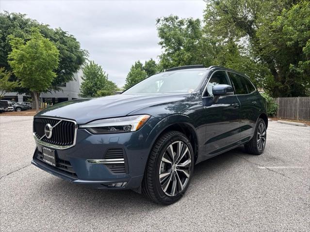 2022 Volvo XC60 B5 Momentum