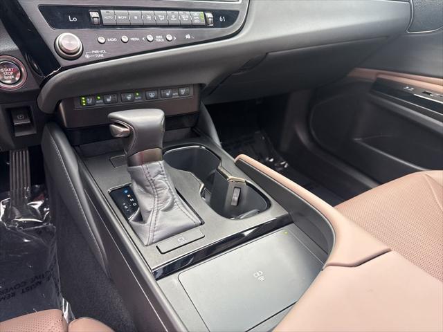 2025 Lexus ES 350 Ultra Luxury