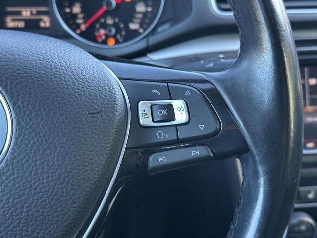 2017 Volkswagen Passat 1.8T SE