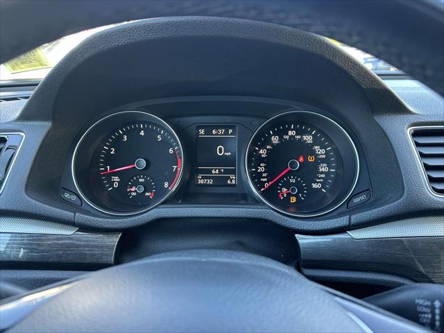 2017 Volkswagen Passat 1.8T SE
