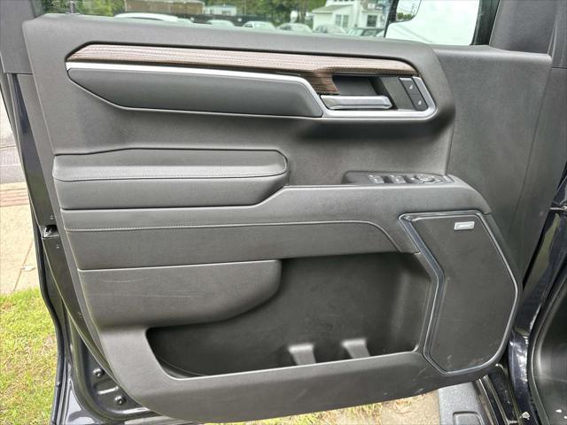 2022 Chevrolet Silverado 1500 4WD Crew Cab Standard Bed RST