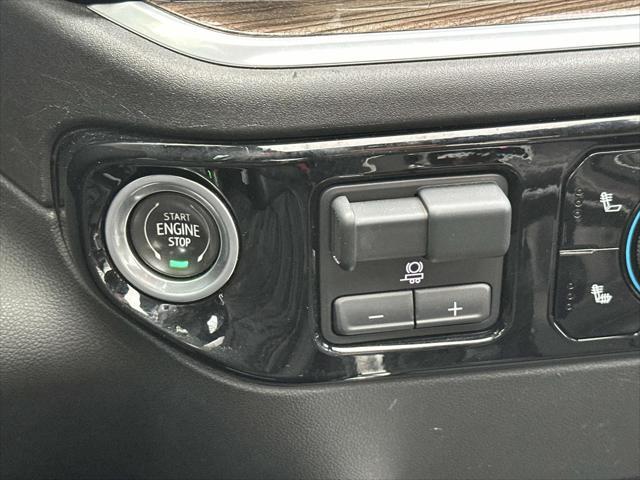 2022 Chevrolet Silverado 1500 4WD Crew Cab Standard Bed RST