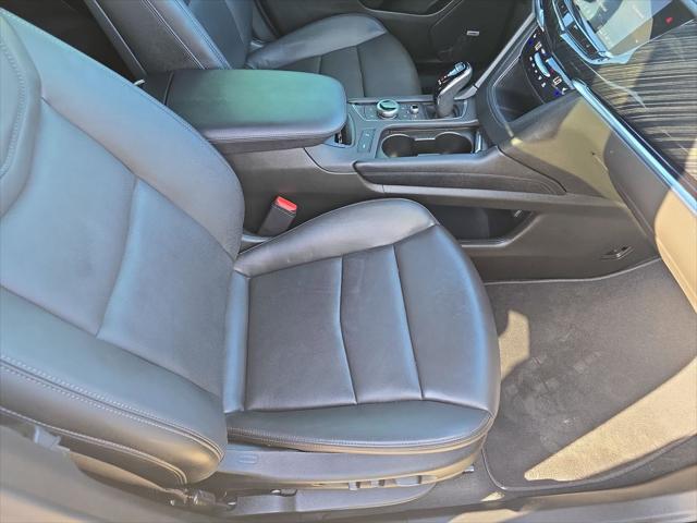 2025 Cadillac XT6 FWD Premium Luxury