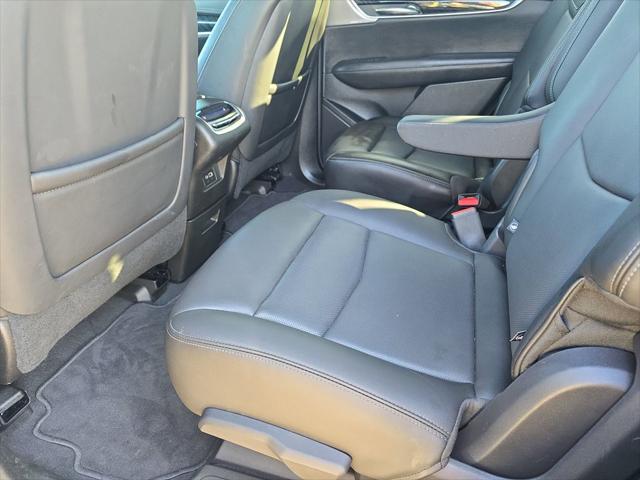 2025 Cadillac XT6 FWD Premium Luxury