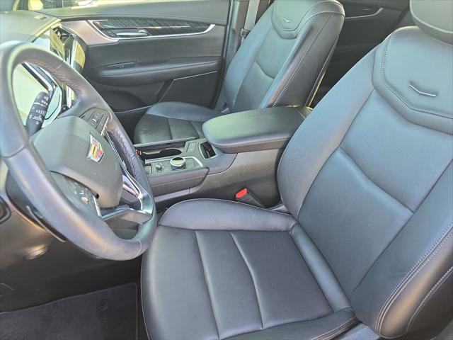 2025 Cadillac XT6 FWD Premium Luxury