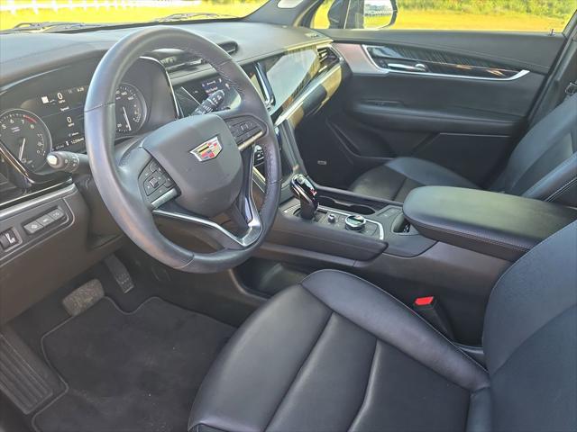 2025 Cadillac XT6 FWD Premium Luxury