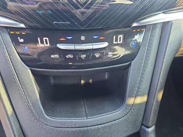 2025 Cadillac XT6 FWD Premium Luxury