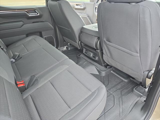 2026 Chevrolet Silverado 1500 4WD Crew Cab Standard Bed LT