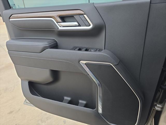 2026 Chevrolet Silverado 1500 4WD Crew Cab Standard Bed LT
