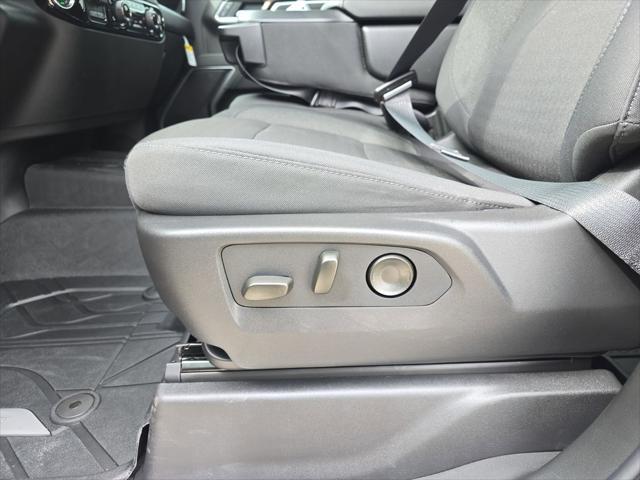 2026 Chevrolet Silverado 1500 4WD Crew Cab Standard Bed LT