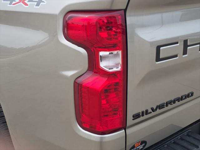 2026 Chevrolet Silverado 1500 4WD Crew Cab Standard Bed LT