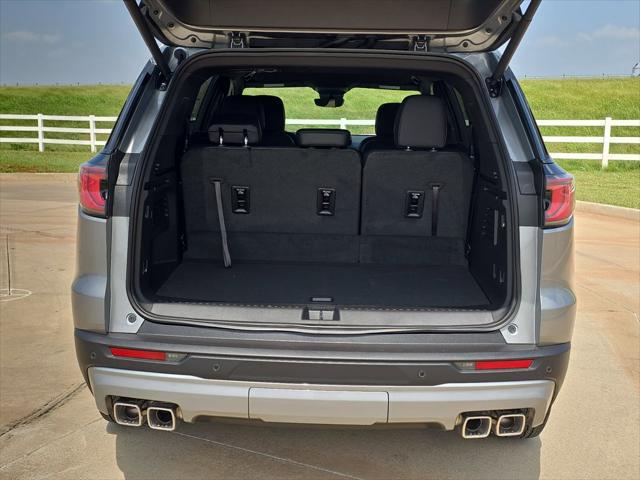 2026 GMC Acadia Elevation FWD