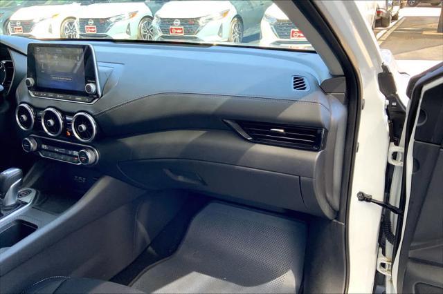 2021 Nissan Sentra SV Xtronic CVT