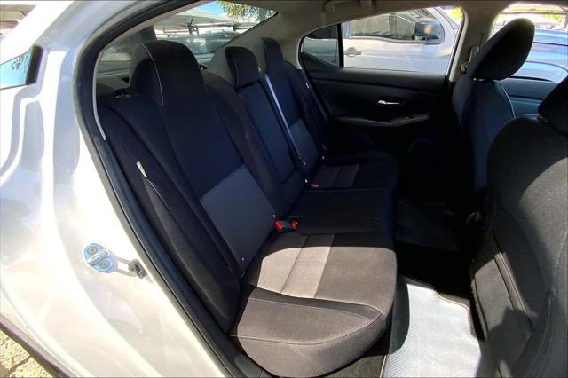 2021 Nissan Sentra SV Xtronic CVT