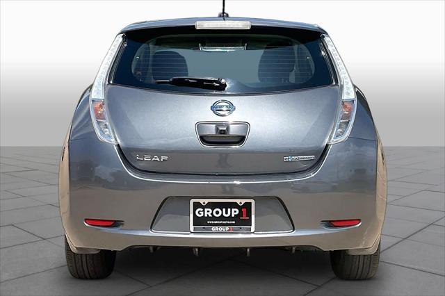 2016 Nissan LEAF SV