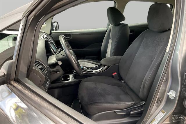 2016 Nissan LEAF SV