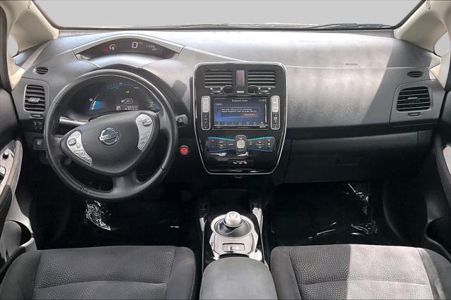 2016 Nissan LEAF SV