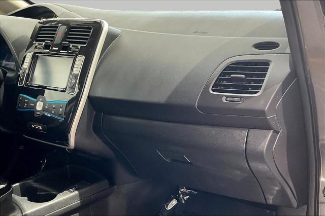 2016 Nissan LEAF SV