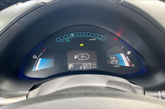 2016 Nissan LEAF SV