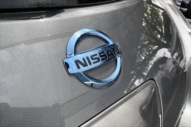 2016 Nissan LEAF SV