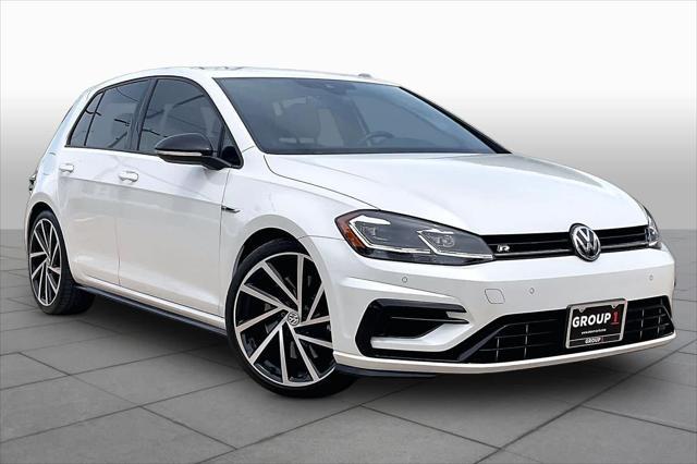 2018 Volkswagen Golf R 2.0T w/DCC & Navigation