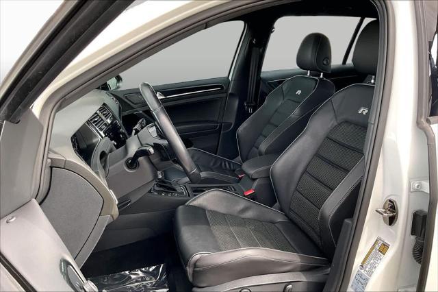 2018 Volkswagen Golf R 2.0T w/DCC & Navigation