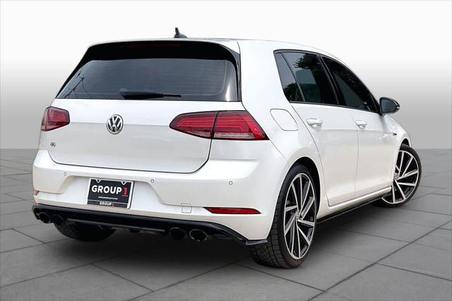 2018 Volkswagen Golf R 2.0T w/DCC & Navigation