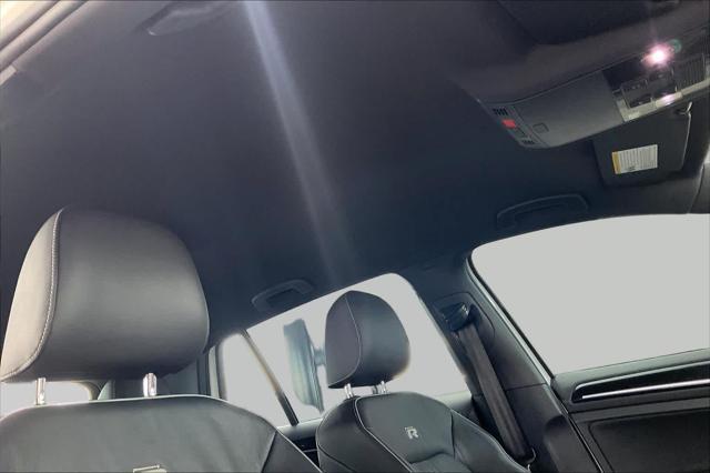 2018 Volkswagen Golf R 2.0T w/DCC & Navigation