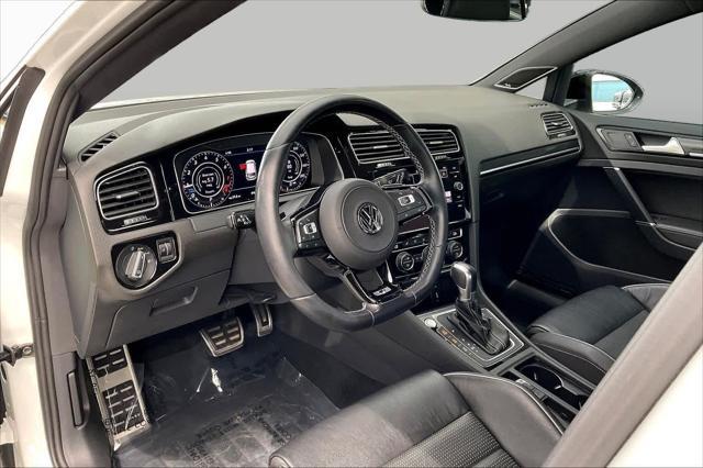 2018 Volkswagen Golf R 2.0T w/DCC & Navigation