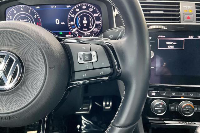 2018 Volkswagen Golf R 2.0T w/DCC & Navigation