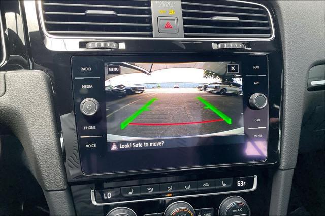 2018 Volkswagen Golf R 2.0T w/DCC & Navigation