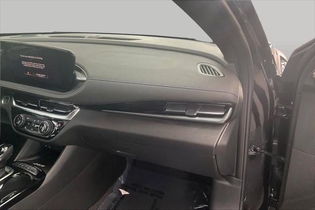 2024 Buick NV Sport Touring FWD