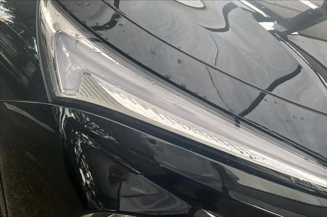 2024 Buick NV Sport Touring FWD