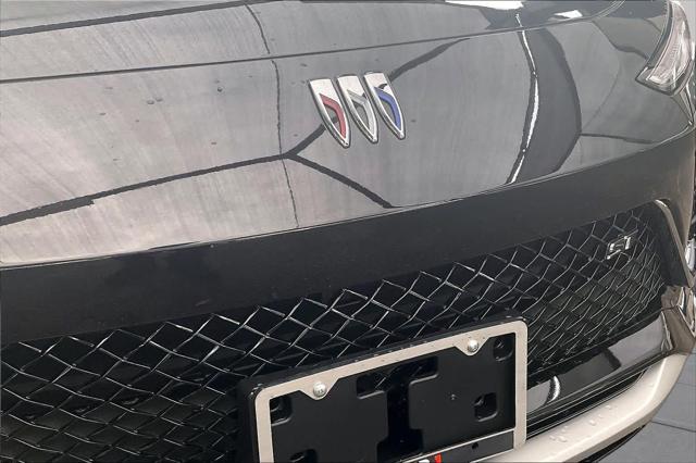 2024 Buick NV Sport Touring FWD