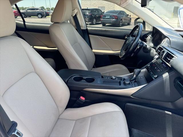 2018 Lexus IS 300 300