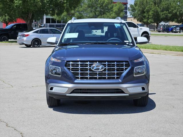 2026 Hyundai Venue SEL w/Two-Tone Roof