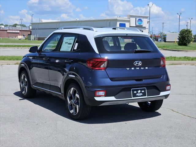 2026 Hyundai Venue SEL w/Two-Tone Roof