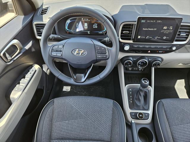 2026 Hyundai Venue SEL w/Two-Tone Roof