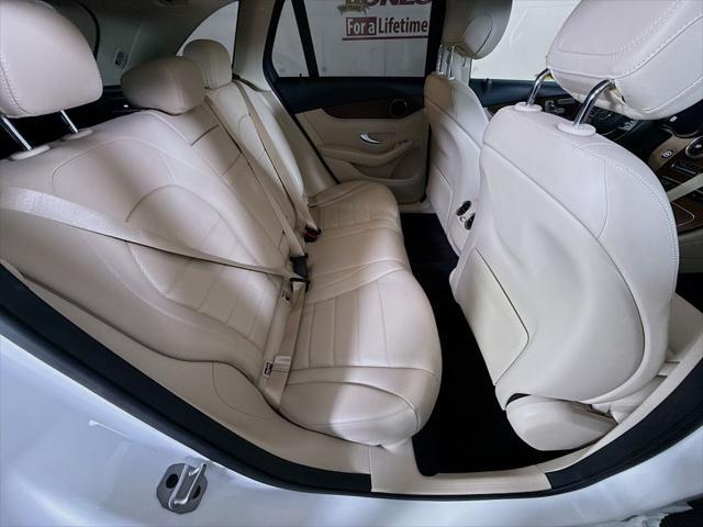 2022 Mercedes-Benz GLC 4MATIC SUV