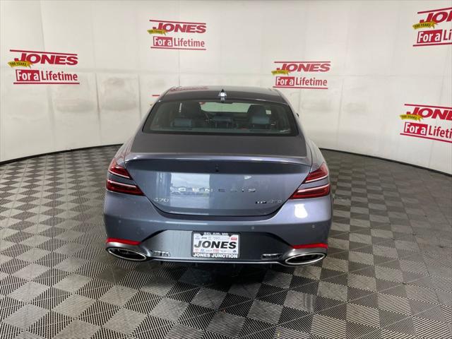 2026 Genesis G70 3.3T Prestige Graphite