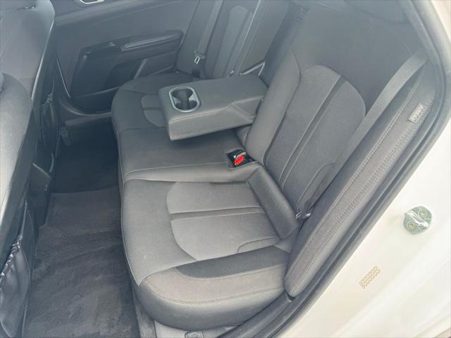 2022 Kia K5 LXS