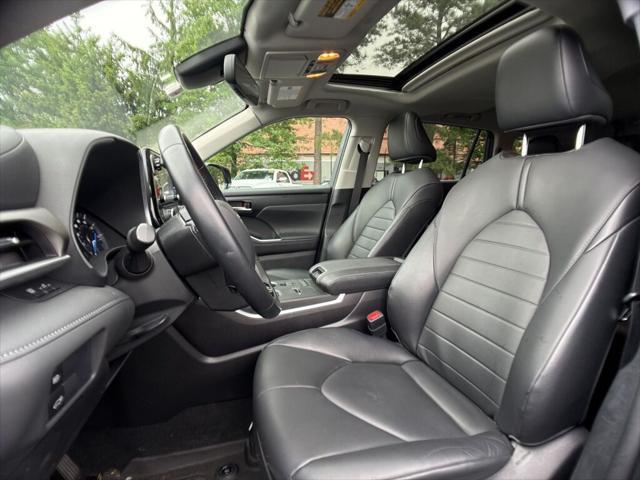 2020 Toyota Highlander Hybrid XLE