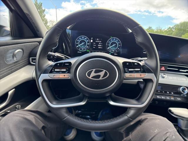 2025 Hyundai Elantra Hybrid Limited