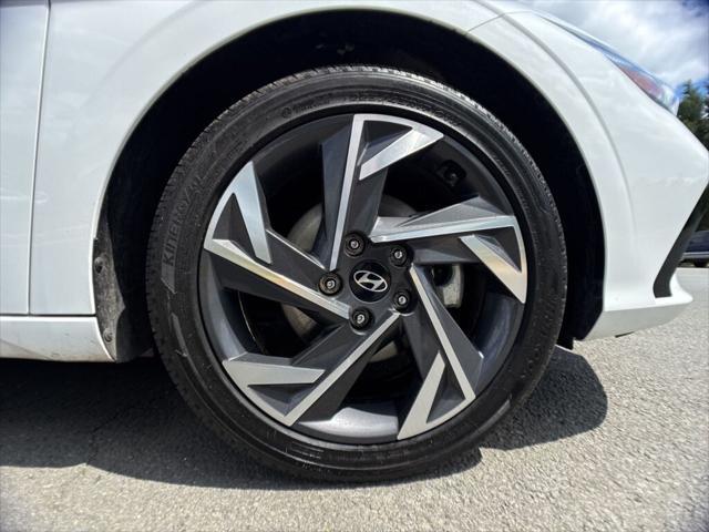 2025 Hyundai Elantra Hybrid Limited